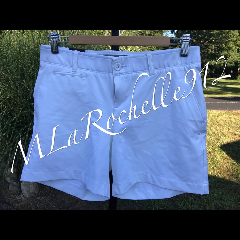 Under Armor fitted golf shorts